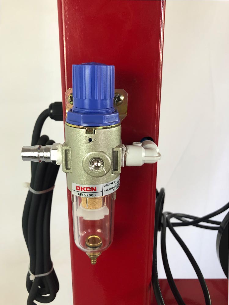 輪胎氣動(dòng)硫化機(jī)