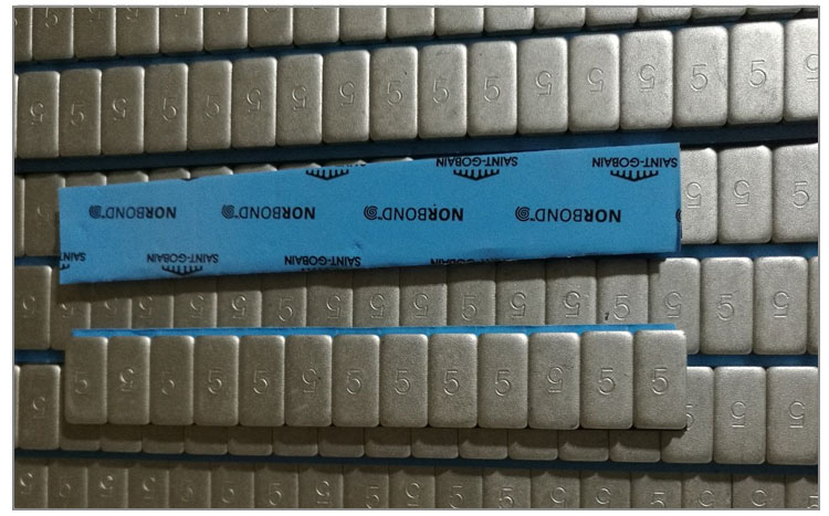 鐵質粘貼平衡塊